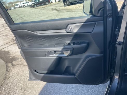 Used 2025 Ford Ranger XLT w/ Equipment Group 301A High image 31