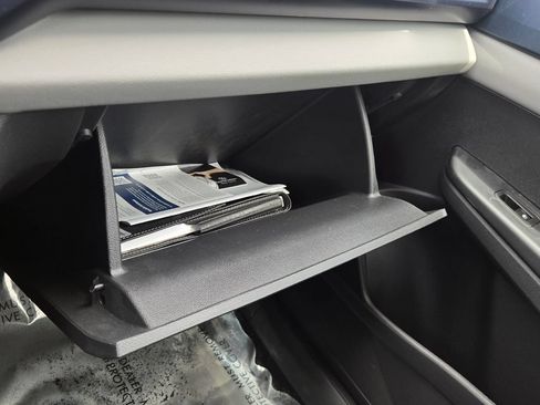 Certified 2023 Volkswagen Taos SE FWD image 22