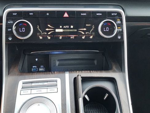 Used 2021 Genesis GV80 2.5T Advanced w/ Advanced Package 03 image 29