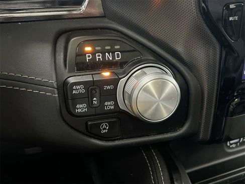 Used 2023 RAM 1500 Limited w/ Body Color Bumper Group image 17