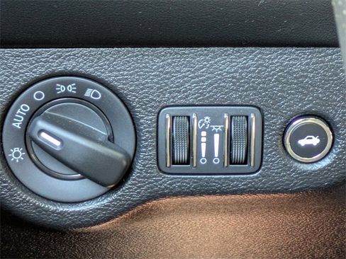 Used 2021 Dodge Challenger SRT Hellcat image 21