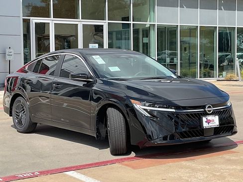 New 2026 Nissan Sentra SV w/ SV Convenience Package FWD image 3