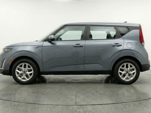 Used 2025 Kia Soul LX w/ LX Technology Package image 5