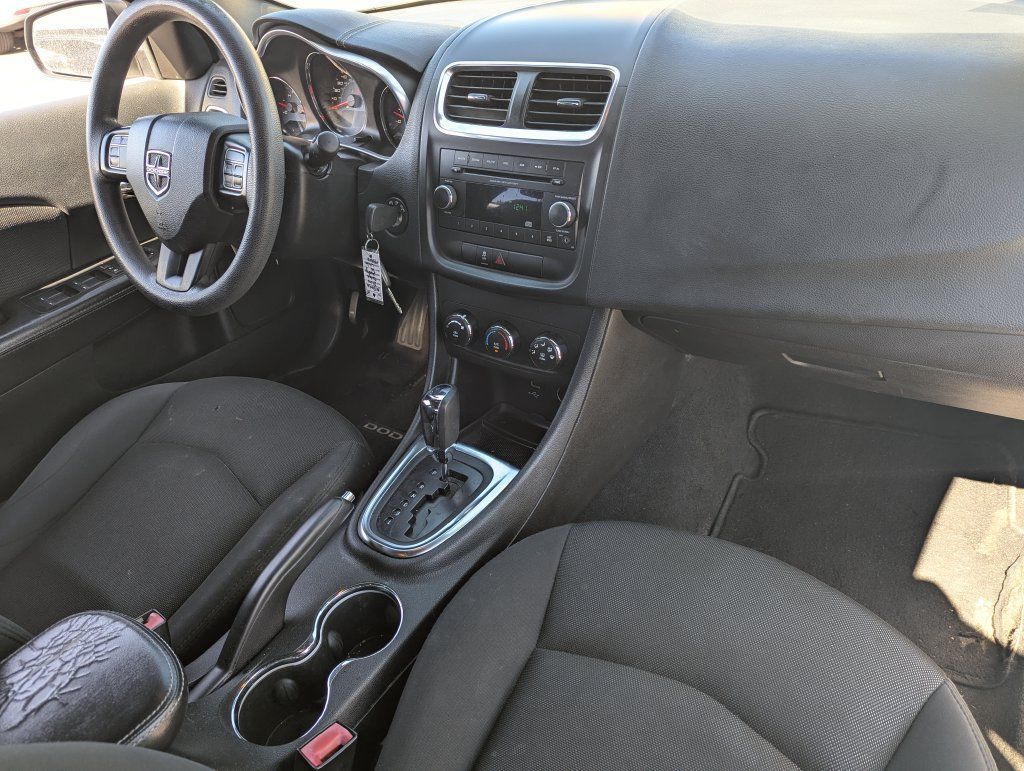 Used 2014 Dodge Avenger SE FWD image 29