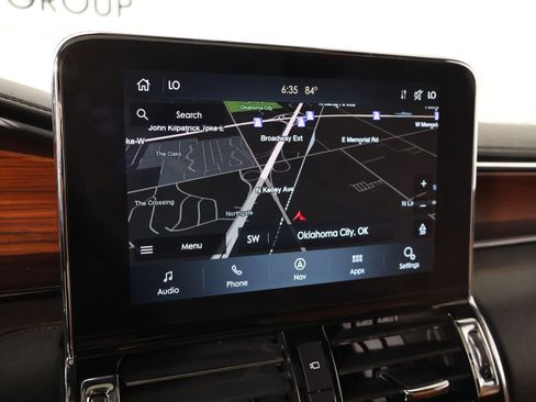 Used 2021 Lincoln Navigator Reserve w/ Luxury Package AWD/4WD image 7