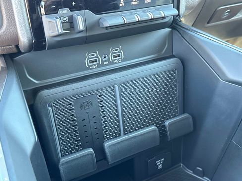 New 2026 RAM 1500 Laramie w/ Bed Utility Group AWD/4WD image 30
