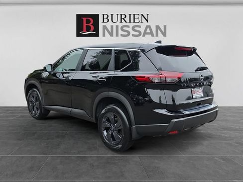New 2026 Nissan Rogue SV AWD/4WD image 3