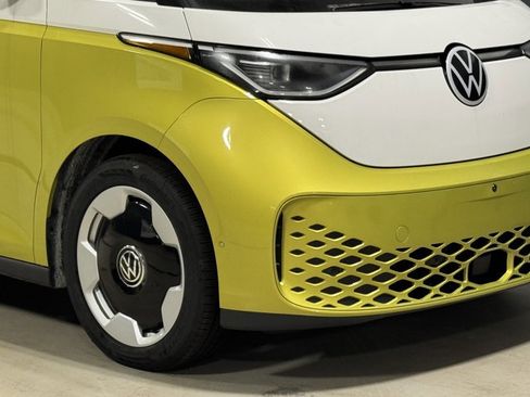 New 2025 Volkswagen ID. Buzz Pro S Plus image 3