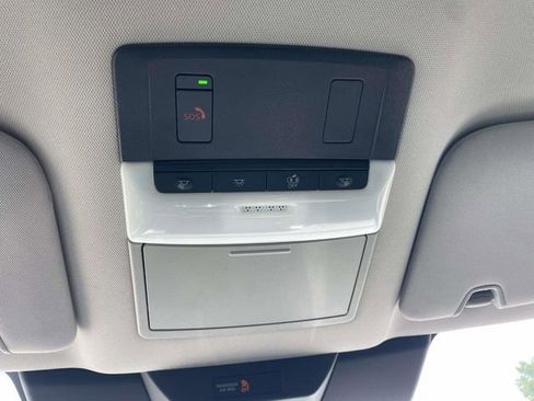 Used 2022 Nissan Pathfinder SL w/ Cargo Package FWD image 24