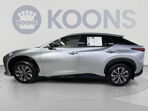 Used 2025 Lexus RZ 300e w/ Accessory Package (2T) FWD image 17
