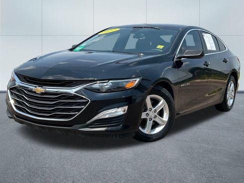 Used 2022 Chevrolet Malibu LS FWD image 1
