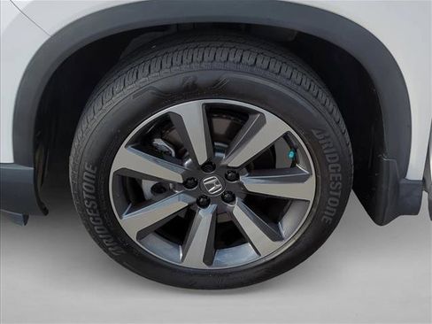 Used 2023 Honda Pilot Touring image 26