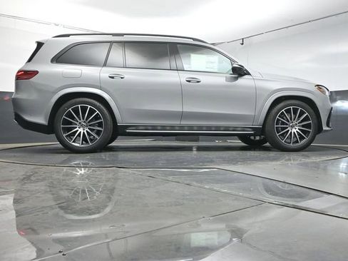 New 2026 Mercedes-Benz GLS 450 4MATIC image 40