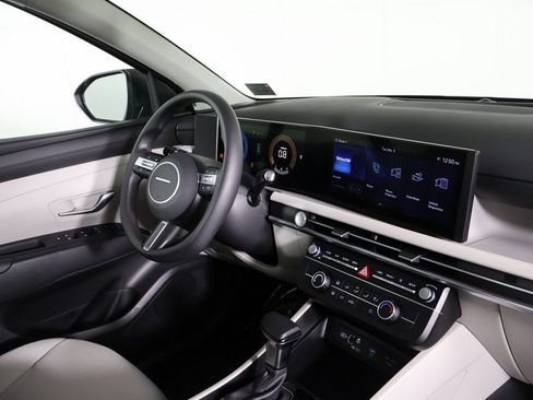 Certified 2025 Hyundai Tucson SE image 23