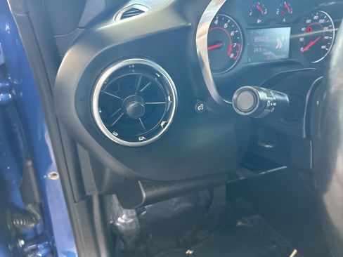 Used 2019 Chevrolet Camaro LT image 32