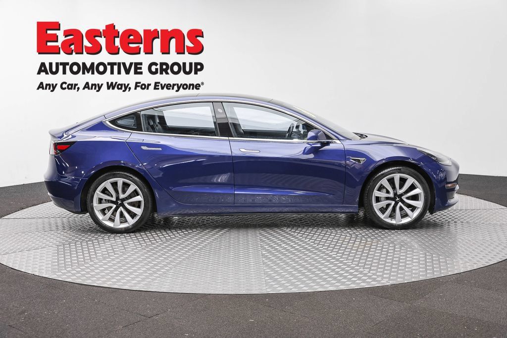 Used 2018 Tesla Model 3 Long Range RWD image 4