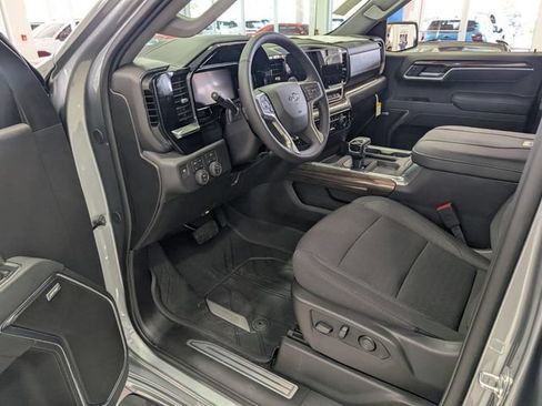 New 2026 Chevrolet Silverado 1500 RST w/ Convenience Package II AWD/4WD image 9