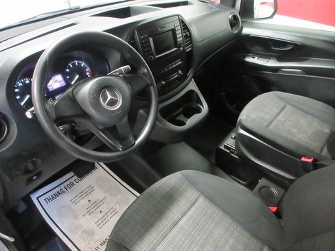 Used 2019 Mercedes-Benz Metris image 19