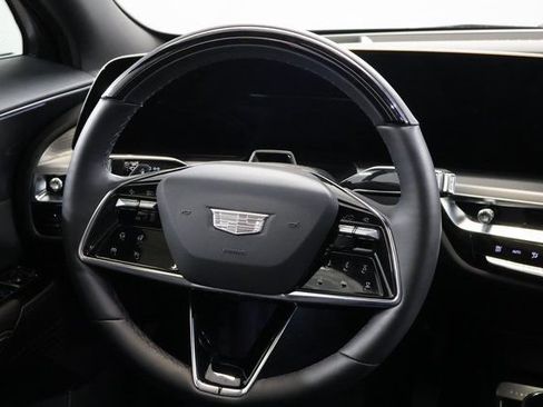 New 2026 Cadillac Lyriq Luxury AWD/4WD image 13