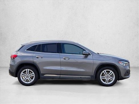 Used 2021 Mercedes-Benz GLA 250 4MATIC image 4