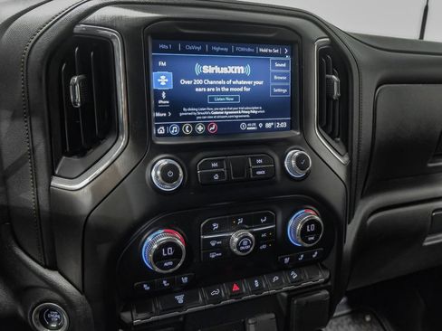 Used 2023 GMC Sierra 2500 AT4 AWD/4WD image 24