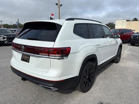 New 2026 Volkswagen Atlas SE image 6