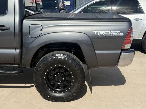 Used 2013 Toyota Tacoma PreRunner w/ TRD Off-Road Pkg RWD image 16