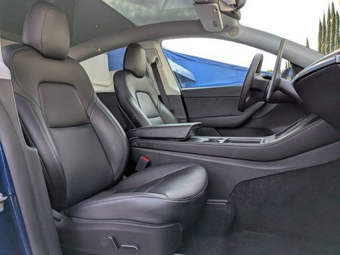 Used 2021 Tesla Model Y Performance image 23