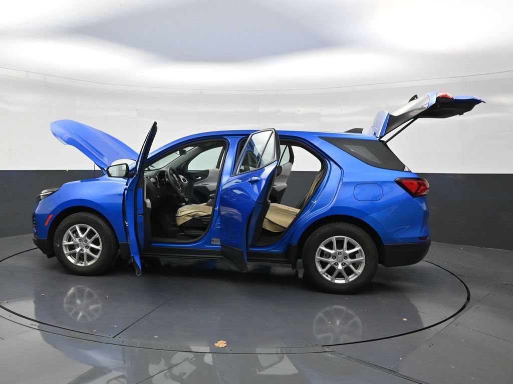 Used 2024 Chevrolet Equinox LS FWD image 29