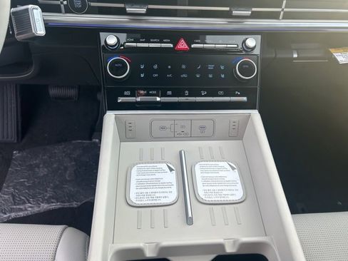 New 2026 Hyundai Elantra Sport image 21