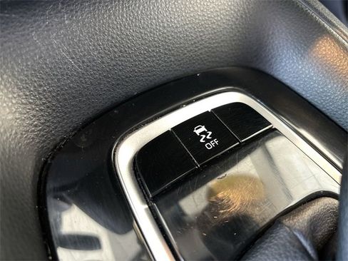 Used 2023 Toyota Corolla LE image 26