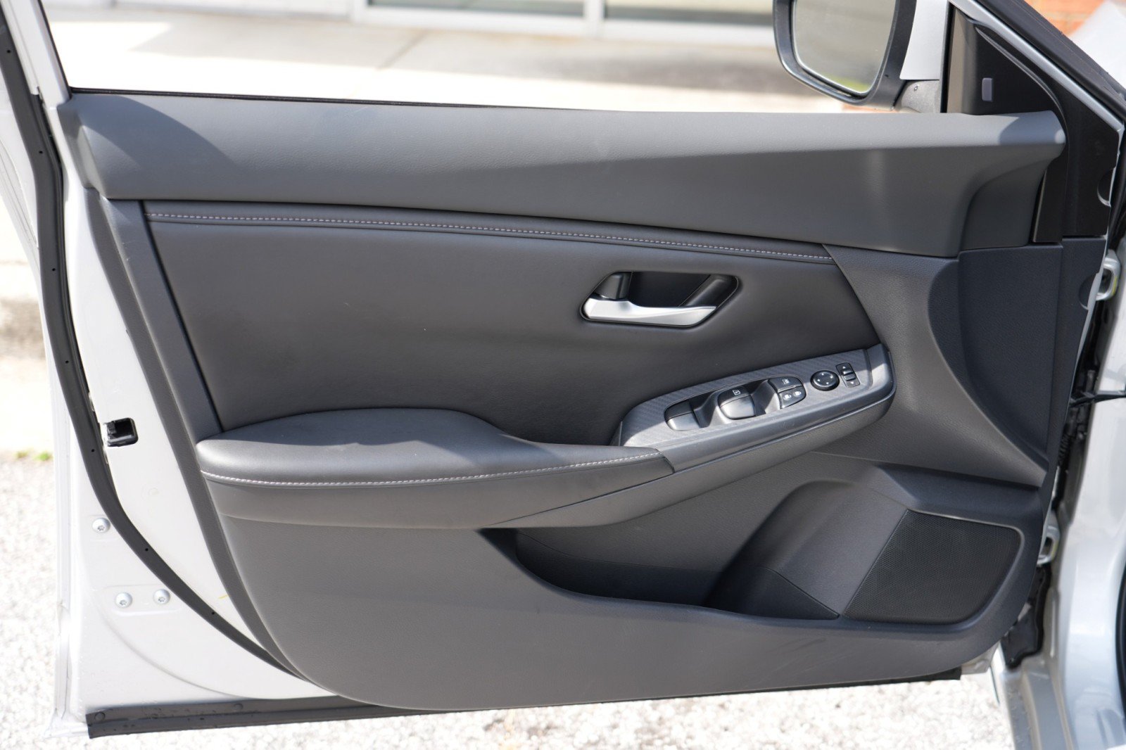 Used 2022 Nissan Sentra S w/ Trunk Package FWD image 34
