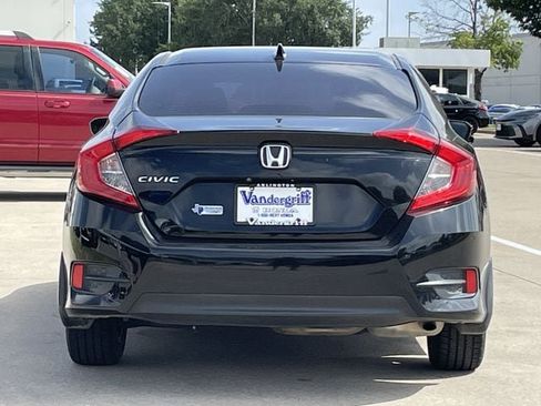Used 2017 Honda Civic EX image 5