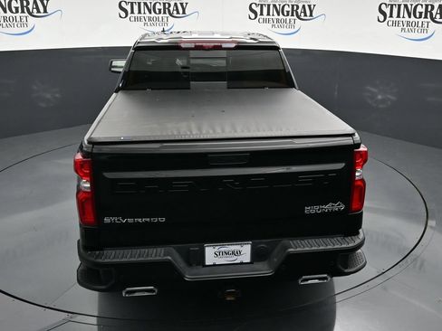 Used 2025 Chevrolet Silverado 1500 High Country w/ High Country Premium Package AWD/4WD image 17