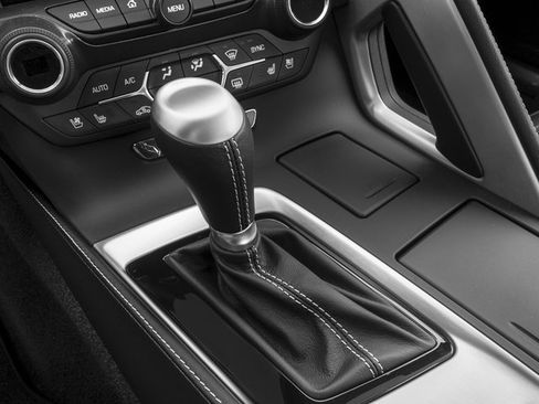 Used 2016 Chevrolet Corvette Stingray Coupe RWD image 13