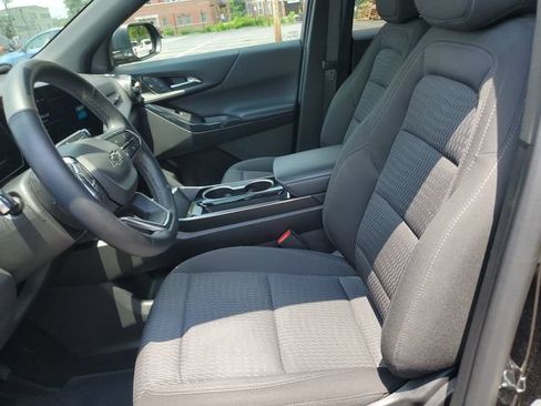 Used 2025 Chevrolet Equinox LT w/ Midnight Edition AWD/4WD image 17