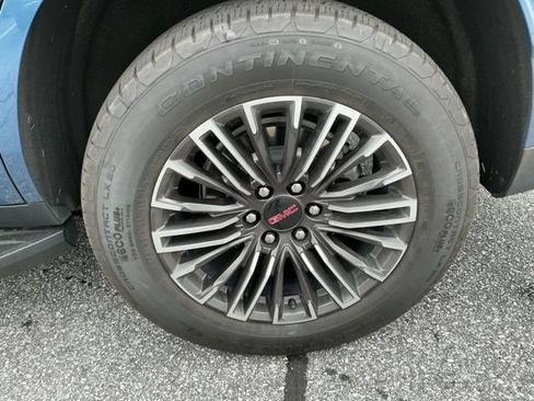 Used 2025 GMC Yukon Elevation RWD image 13