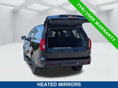 Certified 2025 Ford Expedition Max Platinum w/ Stealth Appearance Package AWD/4WD image 13