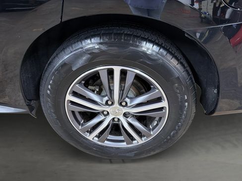 Used 2019 INFINITI QX60 Luxe w/ Essential Package image 16