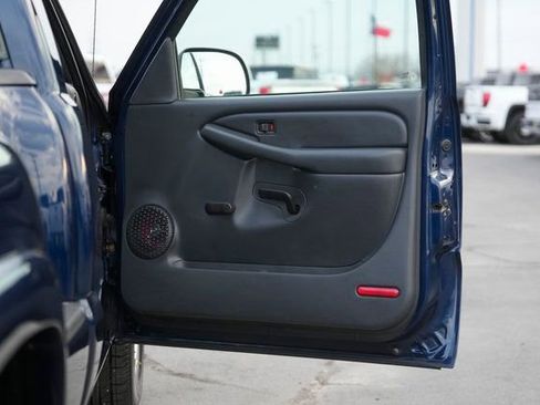 Used 2002 Chevrolet Silverado 1500 2WD Regular Cab image 25