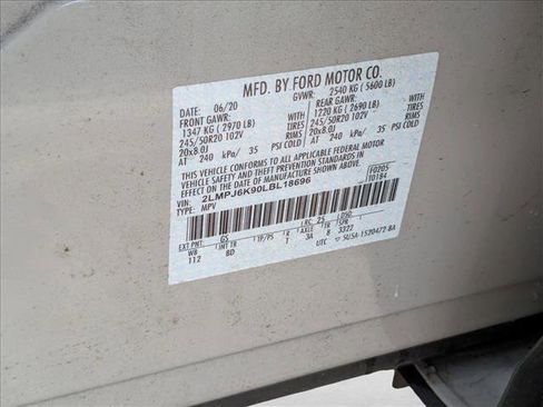 Used 2020 Lincoln Nautilus Reserve image 15