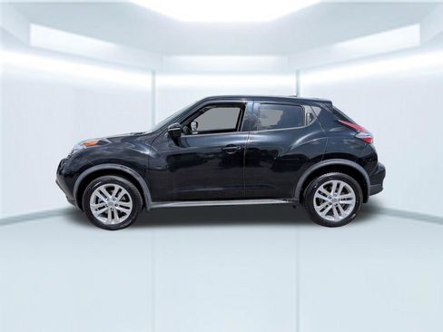 Used 2016 Nissan Juke SV FWD image 2