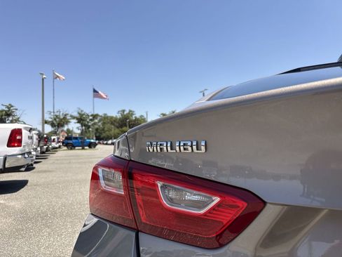 Used 2023 Chevrolet Malibu LT FWD image 5