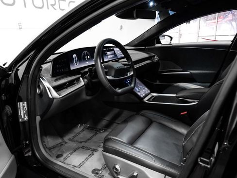 Used 2024 Lucid Air Touring AWD/4WD image 3