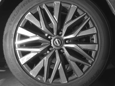 Used 2025 Nissan Altima 2.5 SV image 15