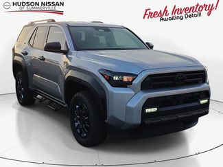 Used 2025 Toyota 4Runner SR5 AWD/4WD video 1