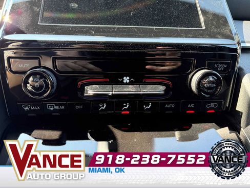 New 2025 Jeep Grand Cherokee Laredo X image 26