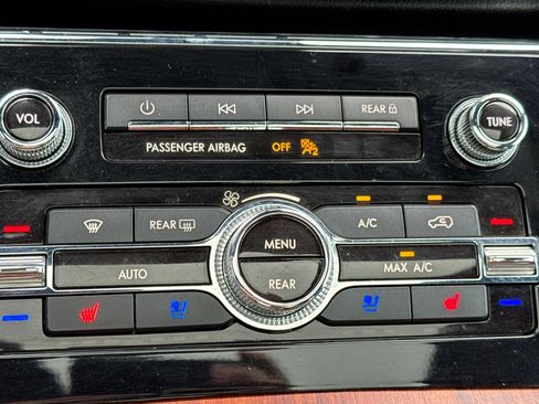 Used 2019 Lincoln Navigator Reserve AWD/4WD image 22
