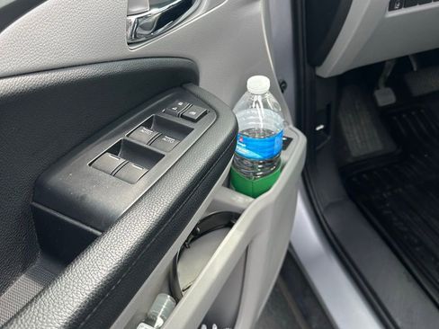 Used 2022 Honda Pilot Special Edition image 12