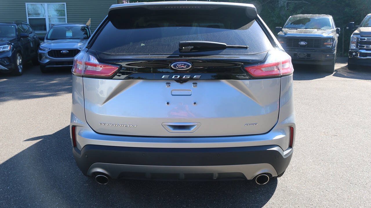 Used 2024 Ford Edge Titanium AWD/4WD image 4